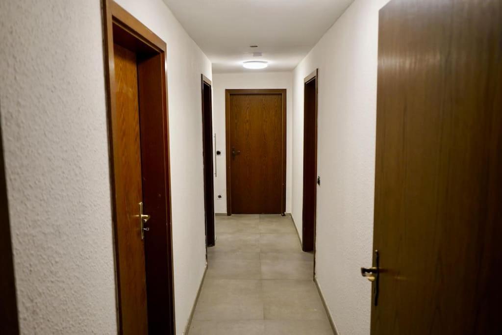 Helle Kellerwohnung Im Gruenen Mit Sauna Keulen Buitenkant foto
