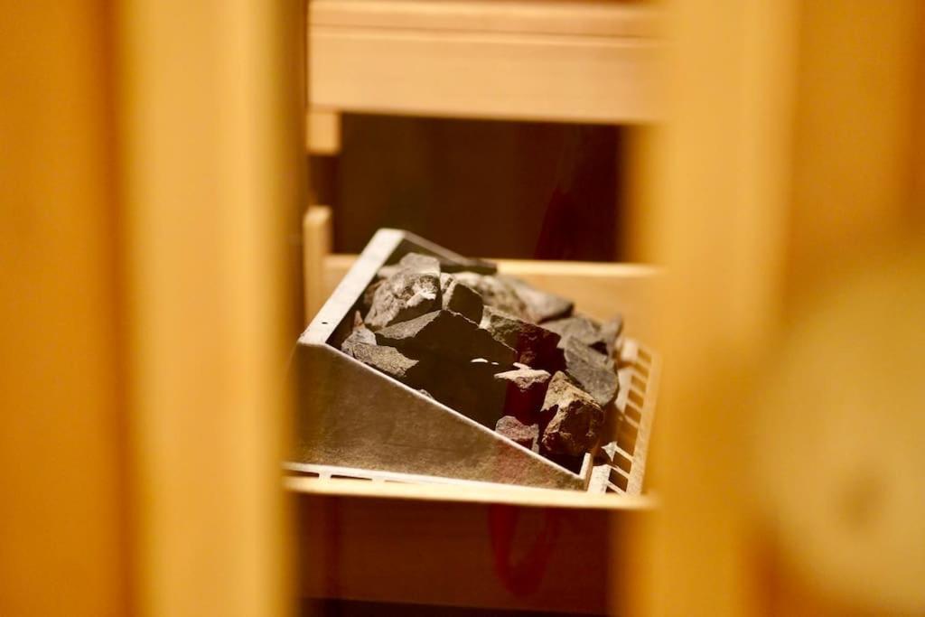 Helle Kellerwohnung Im Gruenen Mit Sauna Keulen Buitenkant foto